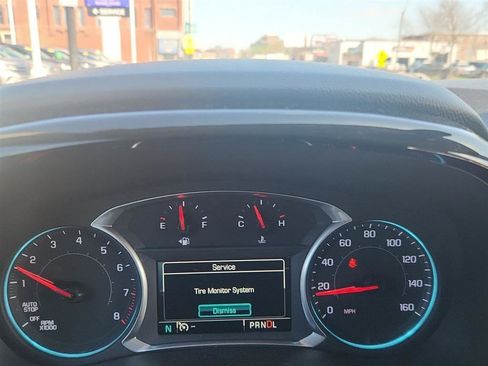 Used 2019 Chevrolet Traverse LT AWD/4WD image 17