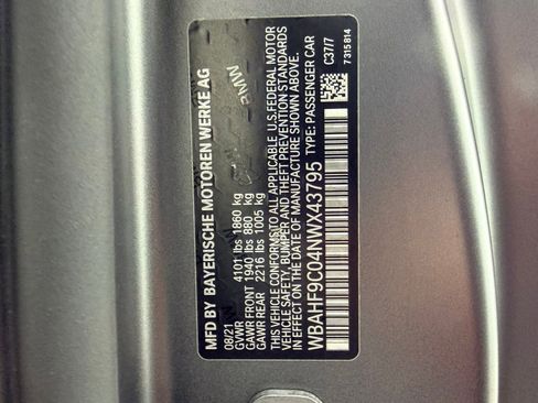 Certified 2022 BMW Z4 M40i w/ Premium Package image 18