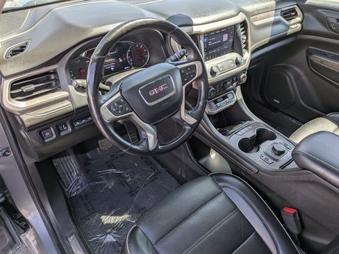 Used 2022 GMC Acadia Denali w/ Denali Ultimate Package image 12