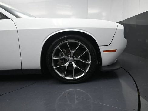 Used 2022 Dodge Challenger GT RWD image 5