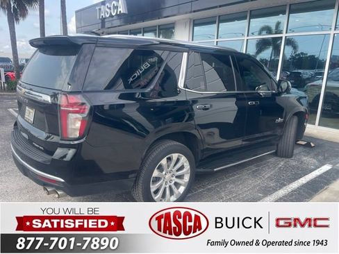 Used 2021 Chevrolet Tahoe Premier w/ Premium Package RWD image 5