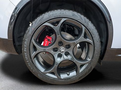 New 2025 Alfa Romeo Stelvio Sprint w/ Veloce Package image 26