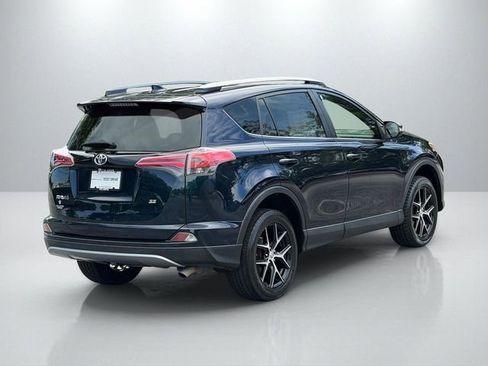 Used 2018 Toyota RAV4 SE w/ Power Extra Value Package FWD image 7