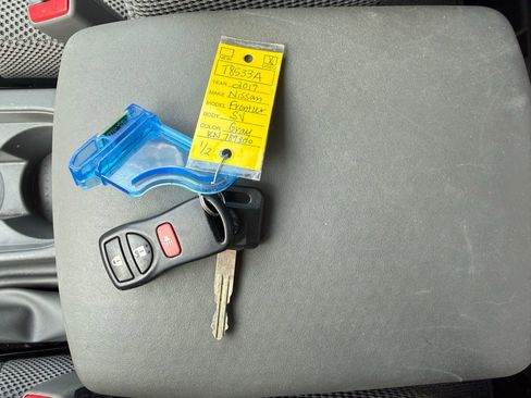 Used 2019 Nissan Frontier SV RWD image 26