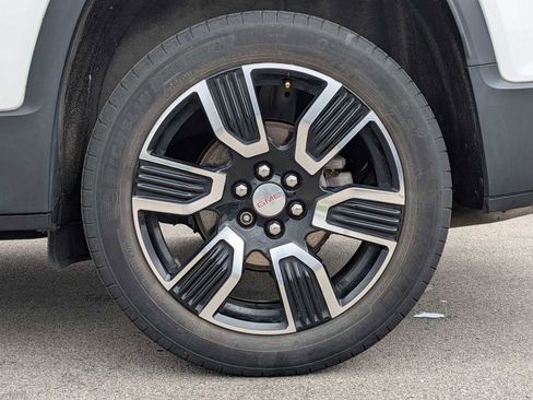 Used 2019 GMC Acadia SLT w/ Black Edition AWD/4WD image 13