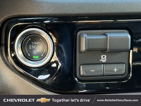 Used 2025 Chevrolet Silverado 1500 High Country w/ High Country Premium Package AWD/4WD image 22