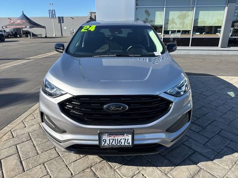 Used 2024 Ford Edge SE w/ Black Appearance Package image 22