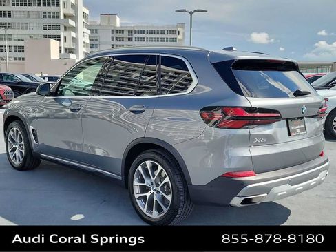 Used 2024 BMW X5 sDrive40i w/ Premium Package RWD image 4