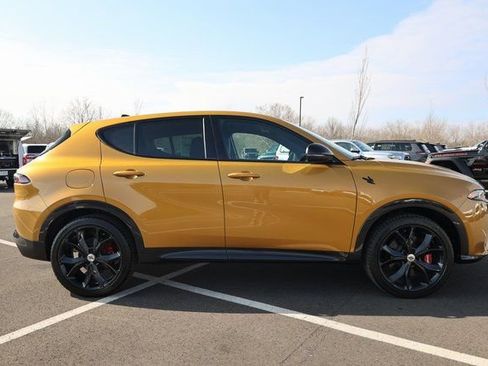 New 2024 Dodge Hornet R/T Plus image 8