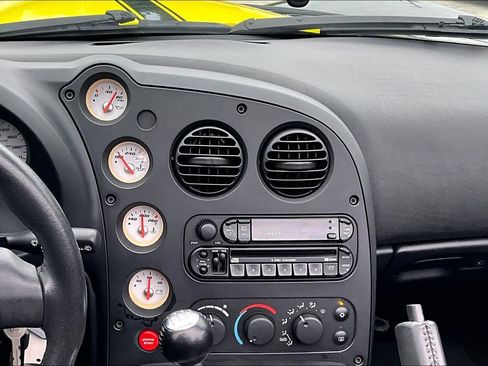 Used 2003 Dodge Viper SRT-10 RWD image 6