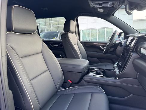 New 2026 GMC Yukon XL Elevation image 22