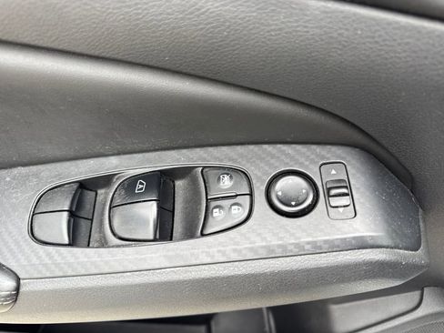 Used 2022 Nissan Altima 2.5 SV image 18