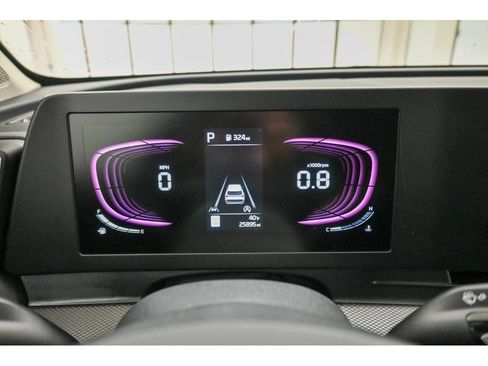 Used 2023 Kia Sportage LX image 32