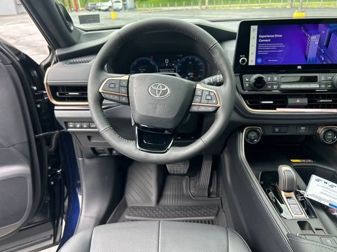 New 2026 Toyota Grand Highlander AWD Hybrid image 21