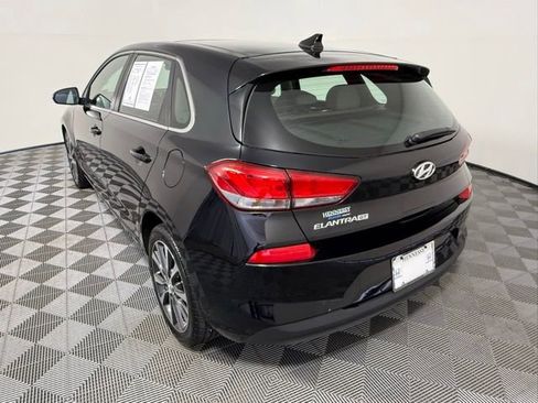 Used 2020 Hyundai Elantra GT w/ Style Package 02 FWD image 4