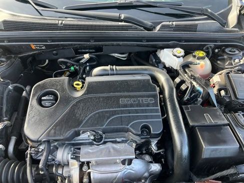 Used 2024 Chevrolet Malibu LT image 29