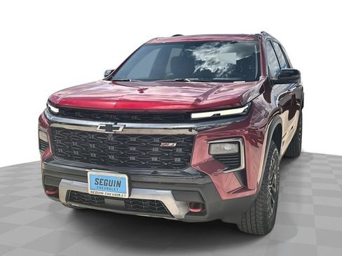 Used 2026 Chevrolet Traverse Z71 w/ Driver Confidence Package AWD/4WD image 1