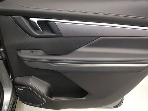 Used 2025 Buick Enclave Sport Touring w/ LPO, Floor Liner Package FWD image 15