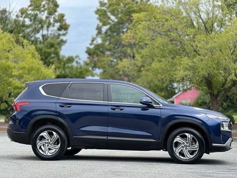 Used 2021 Hyundai Santa Fe SE AWD/4WD image 4