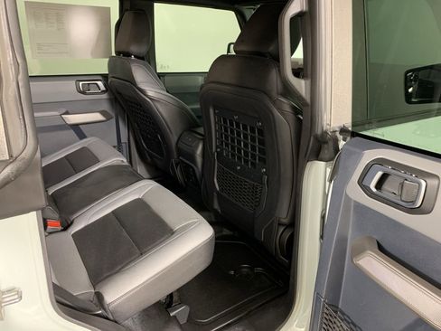 Used 2023 Ford Bronco Black Diamond AWD/4WD image 36