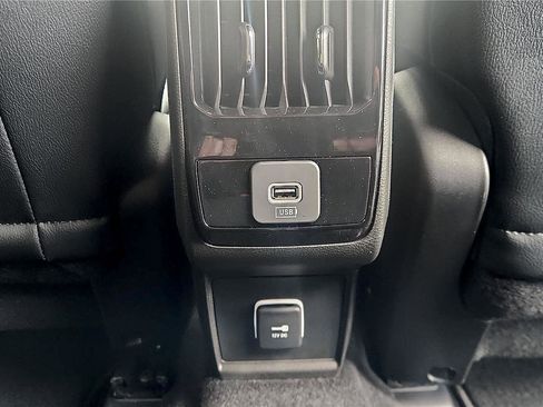 New 2026 Jeep Compass Limited w/ Sun, Sound & Navigation Group image 21