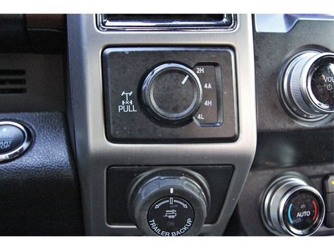 Used 2020 Ford F150 Platinum w/ Equipment Group 701A Luxury image 21