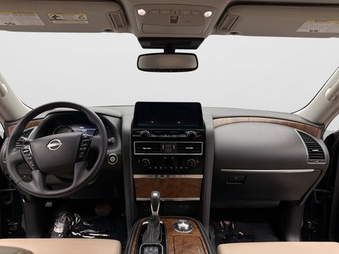 Used 2022 Nissan Armada SL w/ Captain's Chairs Package AWD/4WD image 15