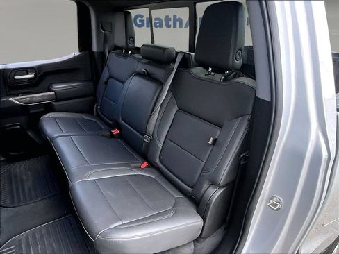 Used 2021 Chevrolet Silverado 1500 LTZ AWD/4WD image 26