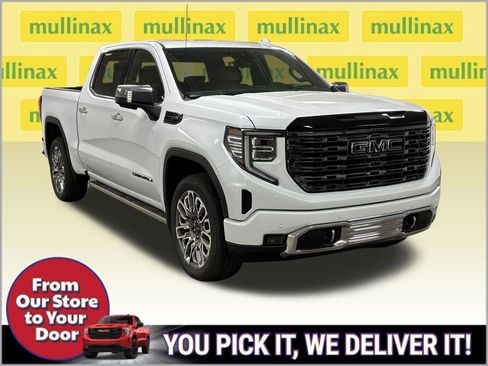 New 2026 GMC Sierra 1500 Denali Ultimate w/ LPO, Black Badging Package AWD/4WD image 2