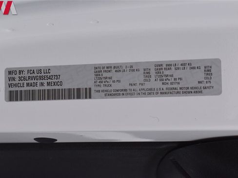 Used 2025 RAM ProMaster 2500 w/ U-Haul Equipment Group FWD image 33