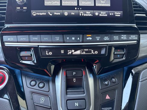 Used 2026 Honda Odyssey Elite image 17