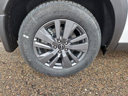 New 2026 Nissan Pathfinder SV AWD/4WD image 23