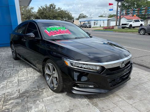 Used 2020 Honda Accord Touring image 6