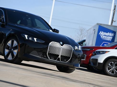 New 2026 BMW i4 xDrive40i w/ Parking Assistance Package image 3