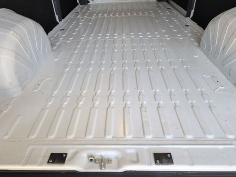 Used 2025 RAM ProMaster 2500 w/ Convenience Group FWD image 31