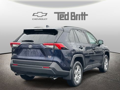 Used 2023 Toyota RAV4 XLE w/ Convenience Package image 4