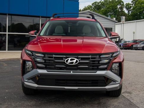 Used 2025 Hyundai Tucson SEL AWD/4WD image 3