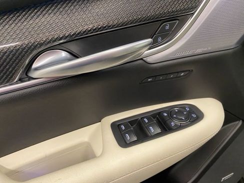 Used 2024 Cadillac XT5 Sportv w/ LPO, Floor Liner Package image 26