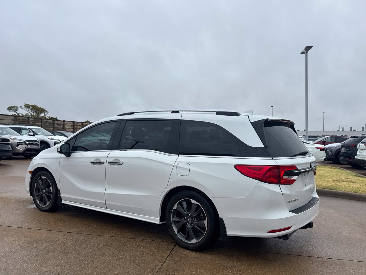 Used 2022 Honda Odyssey Elite image 15