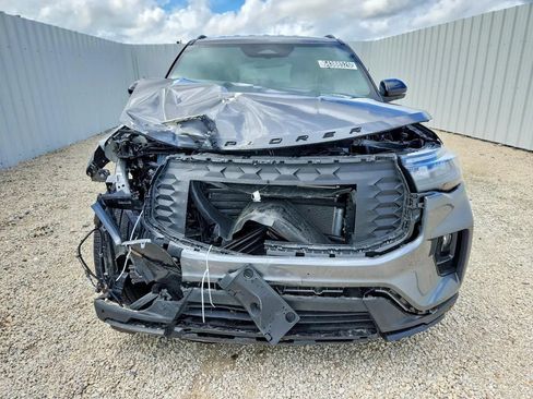 Used 2026 Ford Explorer ST-Line w/ ST-Line Street Pack RWD image 5