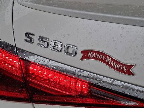 Used 2023 Mercedes-Benz S 580 4MATIC Sedan image 25