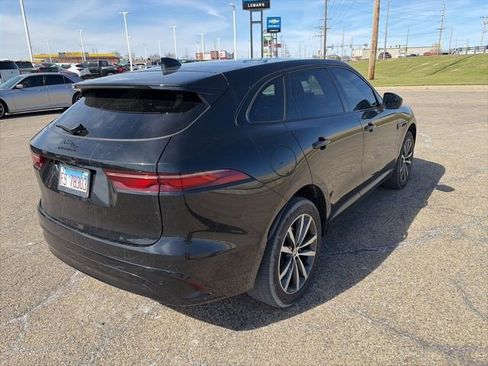 Used 2024 Jaguar F-PACE R-Dynamic S image 3