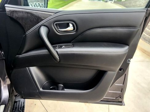 Used 2024 INFINITI QX80 Luxe image 34