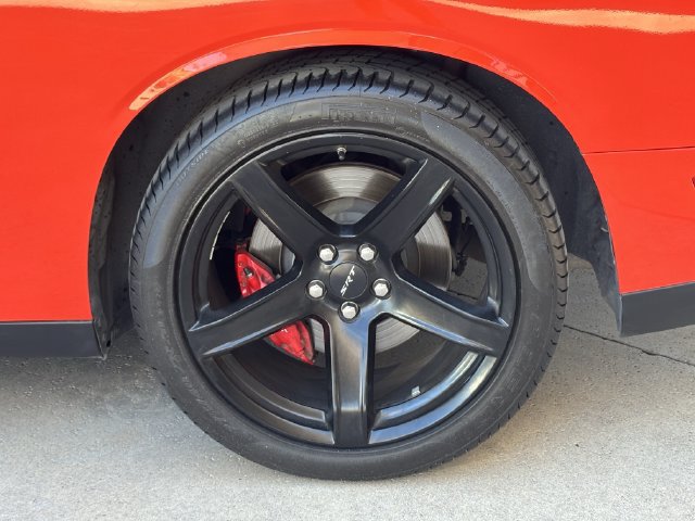 Used 2022 Dodge Challenger SRT Hellcat RWD image 6
