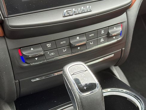 Used 2020 Maserati Ghibli GranLusso image 25