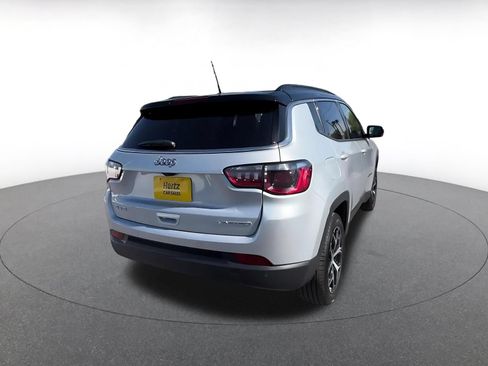 Used 2025 Jeep Compass Limited AWD/4WD image 14