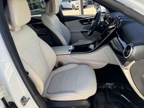Used 2026 Mercedes-Benz GLC 300 4MATIC image 6
