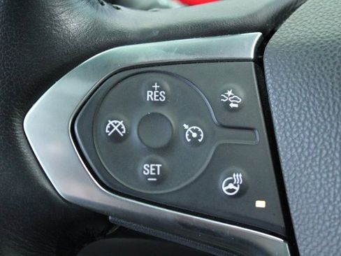 Used 2022 Chevrolet Traverse RS image 17