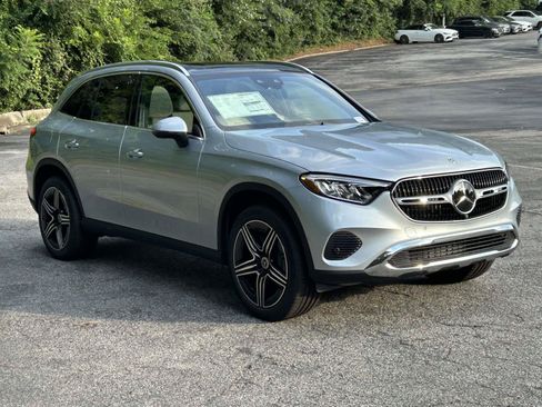New 2027 Mercedes-Benz GLC 300 4MATIC image 4