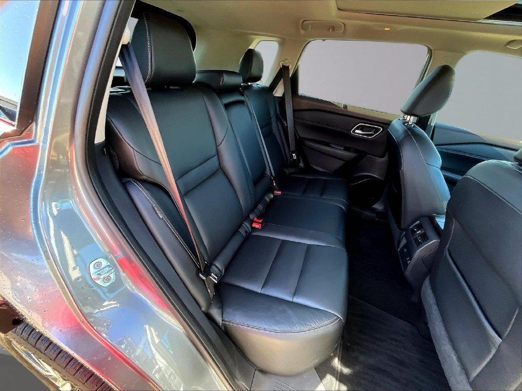 Used 2021 Nissan Rogue SL w/ Premium Package AWD/4WD image 27